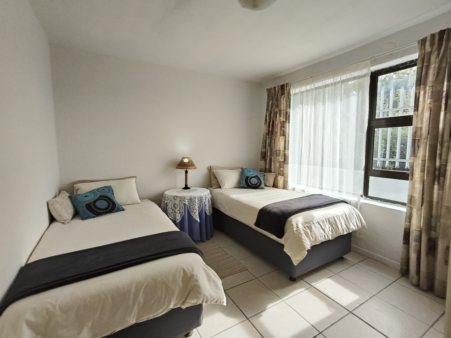 12 Bedroom Property for Sale in Paradise Beach Eastern Cape